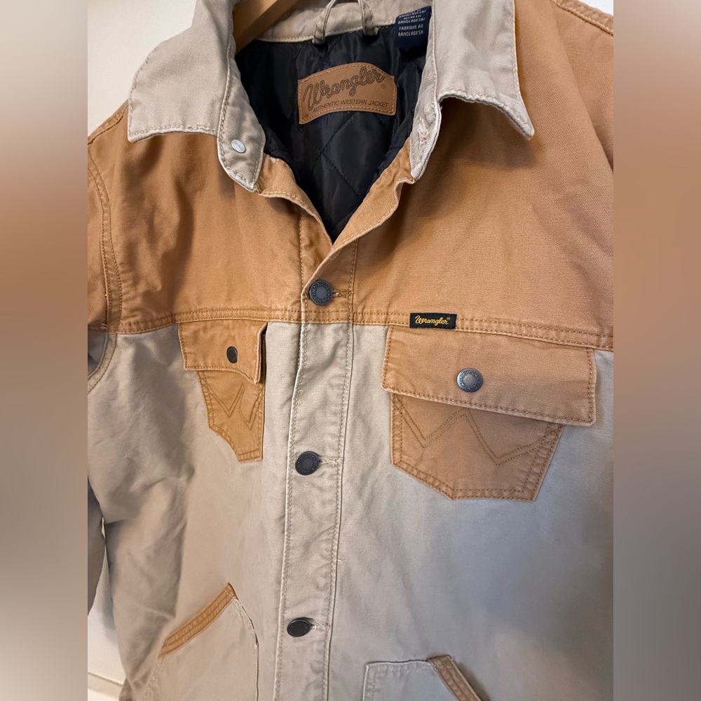 Wrangler Men's Chipmunk Mixed Canvas Beige and Tan Chore Jacket - Picture 4 of 9